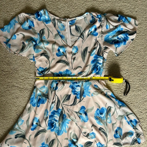 Caramela Pink Flowy Summer Dress Soft Pink with Blue Flowers (Mad About Style) - Picture 5 of 6
